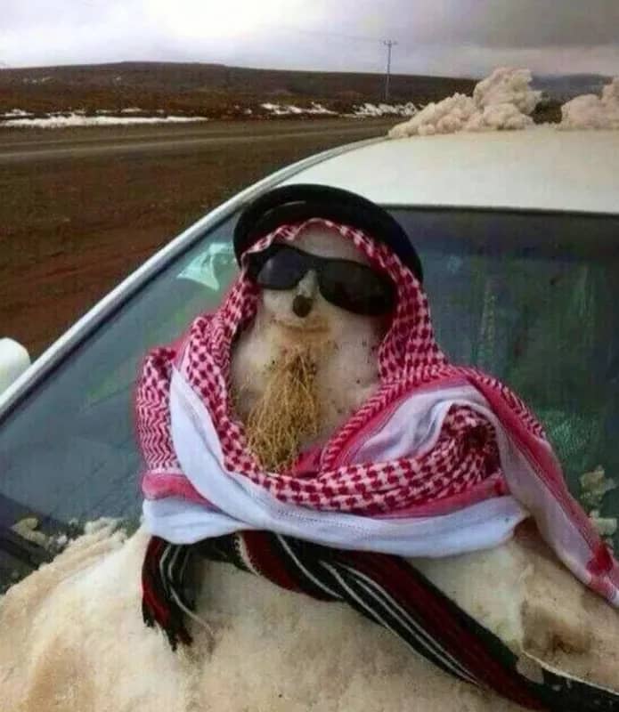 أسهل طريقة لتنظيف تابلوه السيارة