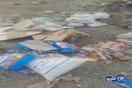 أمانة جدة تحبط توزيع 8 أطنان من المواد الغذائية الفاسدة.. وهرب العمالة أثناء الضبط