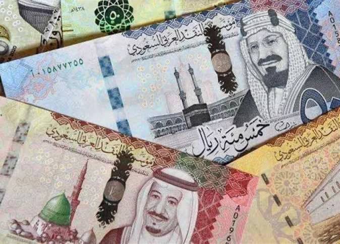 جستنيه يطرح السؤال الصعب بشأن تأجيل دوري المحترفين 