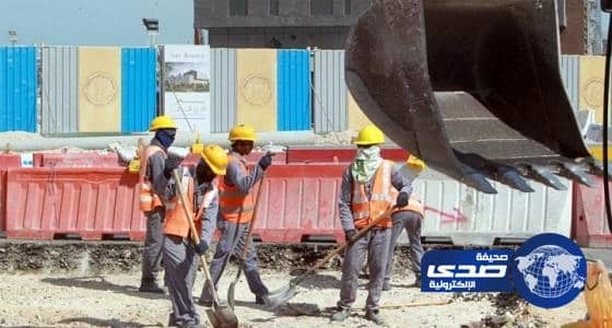 كاتب سعودي يطالب بإلغاء نظام الكفيل واستحداث أنظمة بديلة