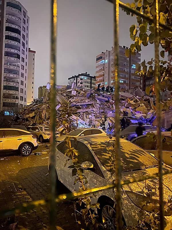 بالفيديو.. مهندس يتحدث عن تجربة استغلال الربع الخالي في زراعة الأرز  بمياه بحر الخليج