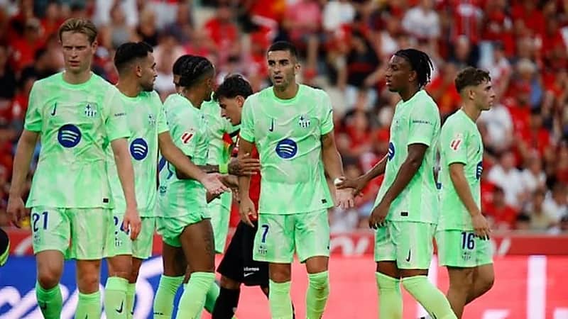 برشلونة يفوز على ريال مايوركا بثلاثية