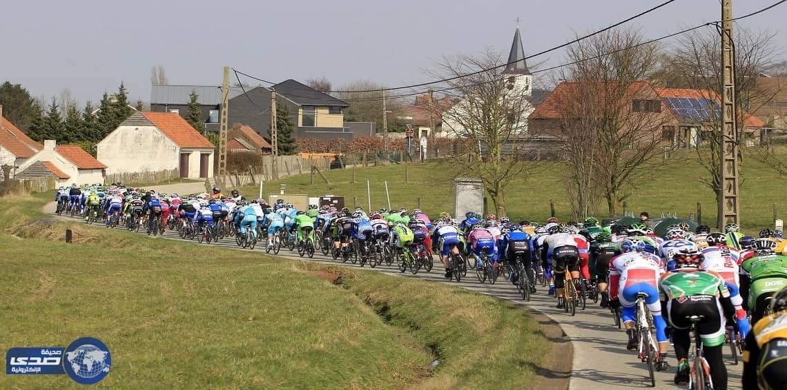 بالفيديو.. درّاج متهور يصور سباقه الجنوني خلال الأزقة الضيقة