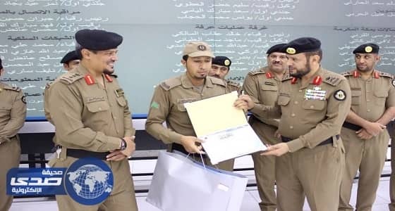 قيادة أنظمة الاتصالات تكرم المشاركين المميزين في مهمة الحج