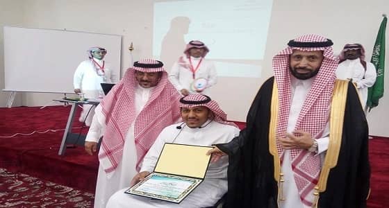 قمة الكفاح.. تحدى الشلل النصفي ليحقق حلمه