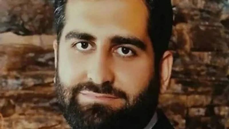 نظام الملالي يقتل أحد أعضائه لامتناعه عن قمع المتظاهرين