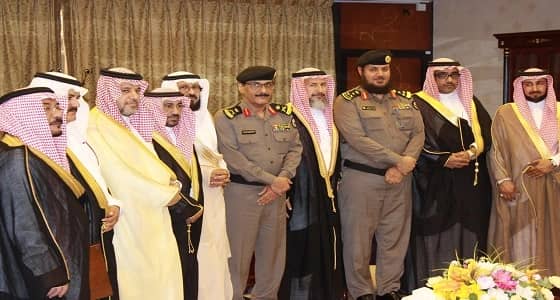 بالصور.. " المطيري " يكرم عددا من عمد الأحياء المتقاعدين بمكتبه