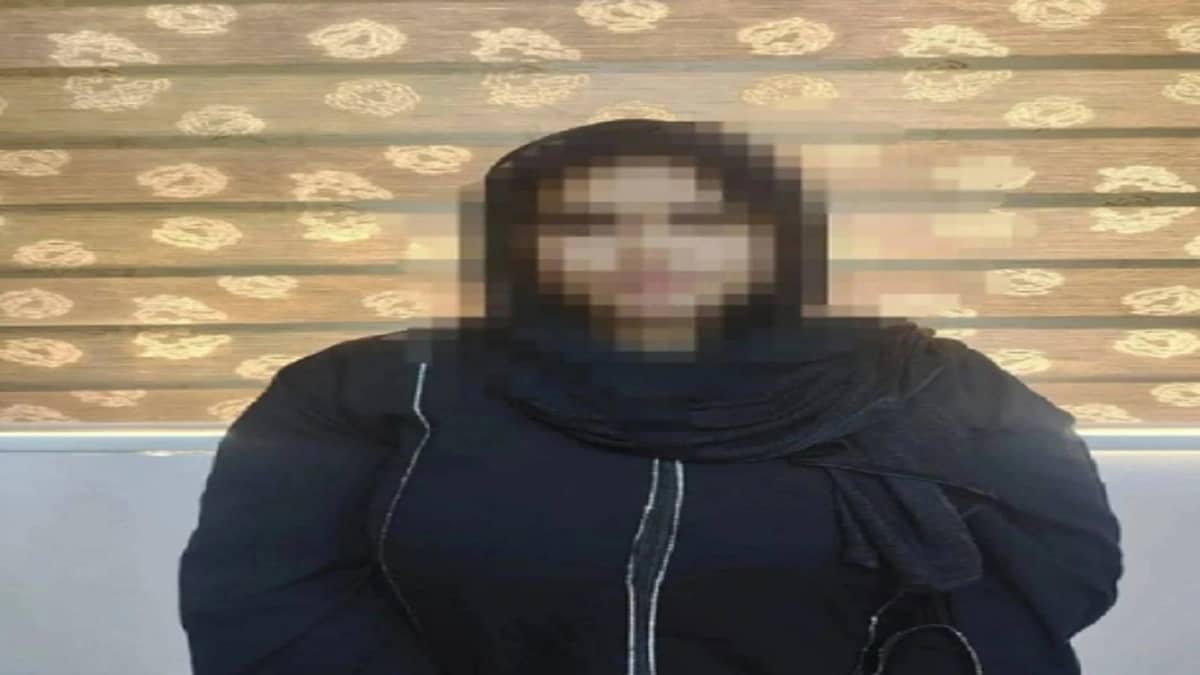 فتاة تحرق سيارة والدها انتقاما منه