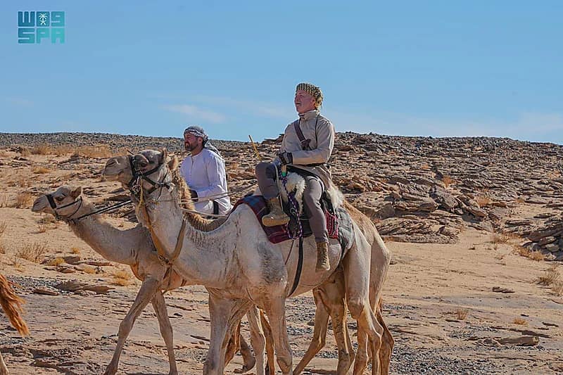 فريقان طبيان ينجحان في استئصال ورم ضخم من سيدة بجدة 