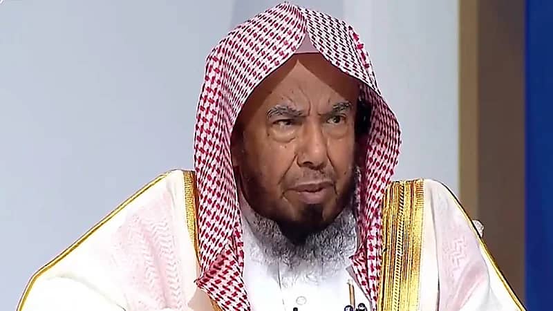 حكم الاتفاق مع المؤجر على تخفيض الأجرة لمن يُعجل بالدفع.. فيديو