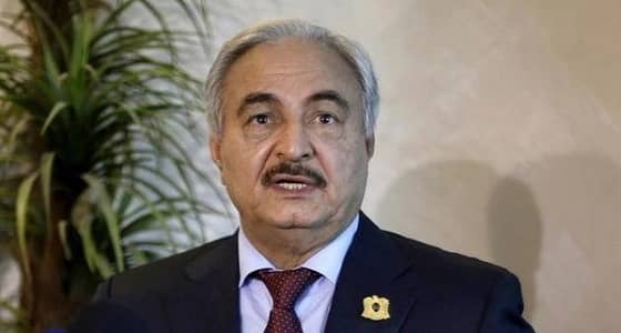 الإخوان يتمنون موت " حفتر " والأخير يبتسم: سأعود إلى ليبيا قريبا