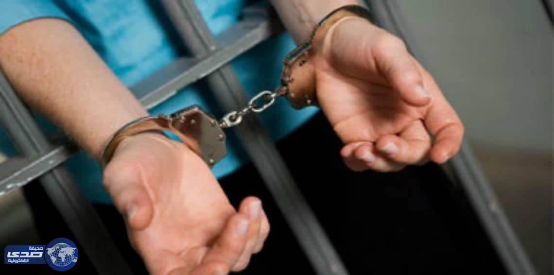 طباخ يعترف بذبح زوجته وطفلته الرضيعة عقب الولادة بشهر .. والسبب!