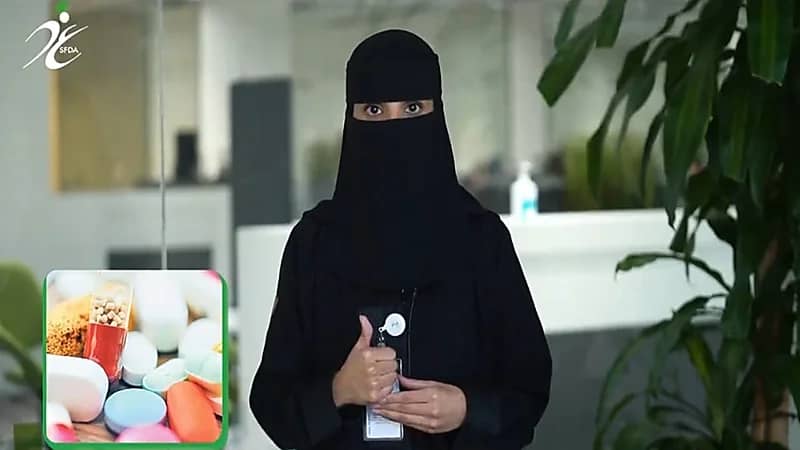 "الغذاء والدواء": بعض الأدوية يستلزم أخذها قبل تناول الطعام