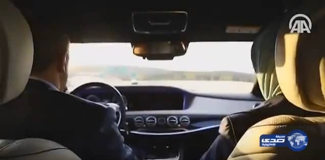 بالفيديو.. "أردوغان" في نزهة مع زوجته بإسطنبول