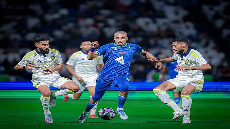 الأهلي القطري يقترب من التعاقد مع سفيان بن دبكة