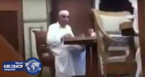 بالفيديو.. ضابط المخابرات الليبي المدبر لاغتيال الملك عبدالله في حماية المخابرات القطرية