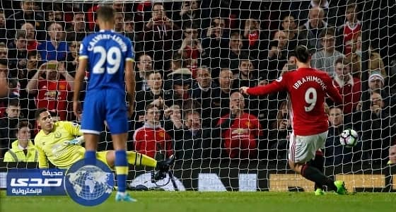 بالفيديو .. ابراهيموفيتش ينقذ مانشستر يونايتد