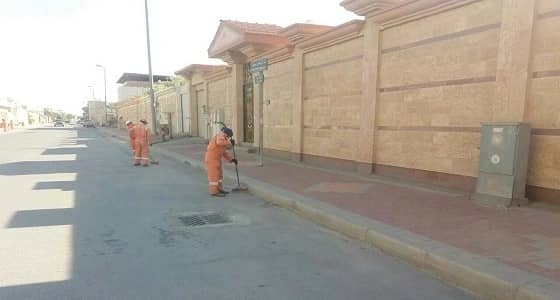 بالصور.. بلدية الخفجي ترفع أنقاضا بنحو 20 ألف متر