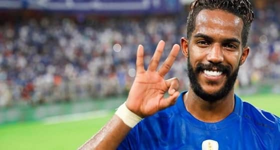الهلال يقدم عرضا للعابد رغم مستحقاته المتأخرة