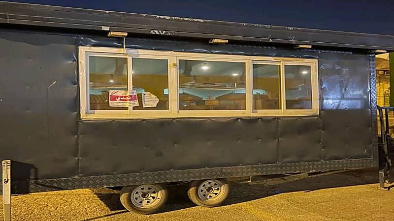 بلدية الخبر تنذر 28 عربة فود ترك لعدم عملها فترة طويلة