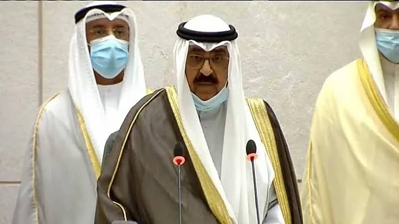 نائب أمير الكويت: الفتن محدقة بنا ونحن مشغولون بأتفه الأسباب