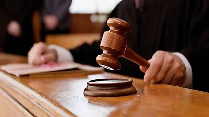 الكشف عن الجهة المختصة في منازعات الموظفين بالقطاعات المستهدفة بالتخصيص