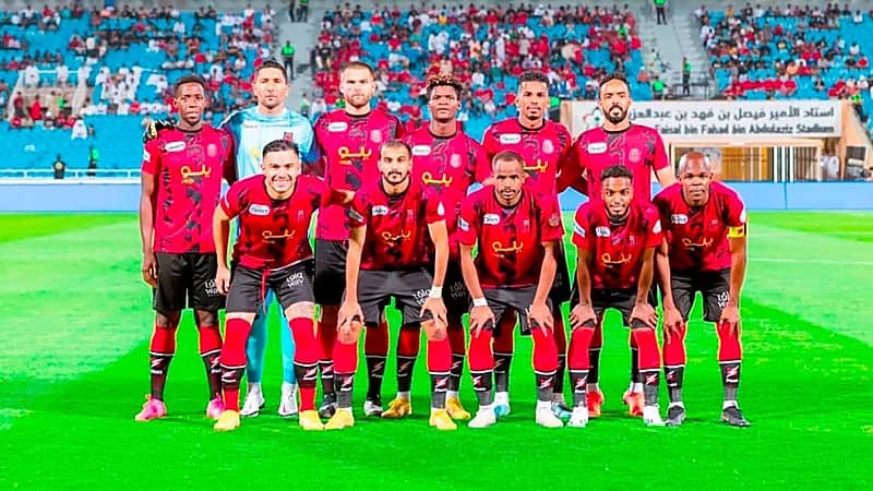 الرياض يخوض مبارياته على ملعب الشباب