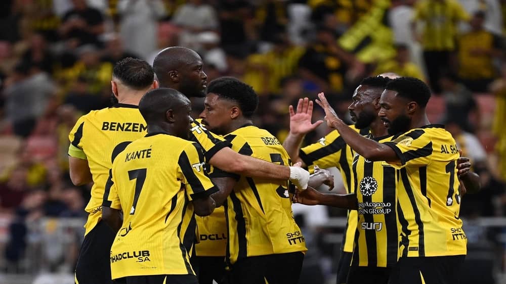 الاتحاد يهزم الشباب بثنائية