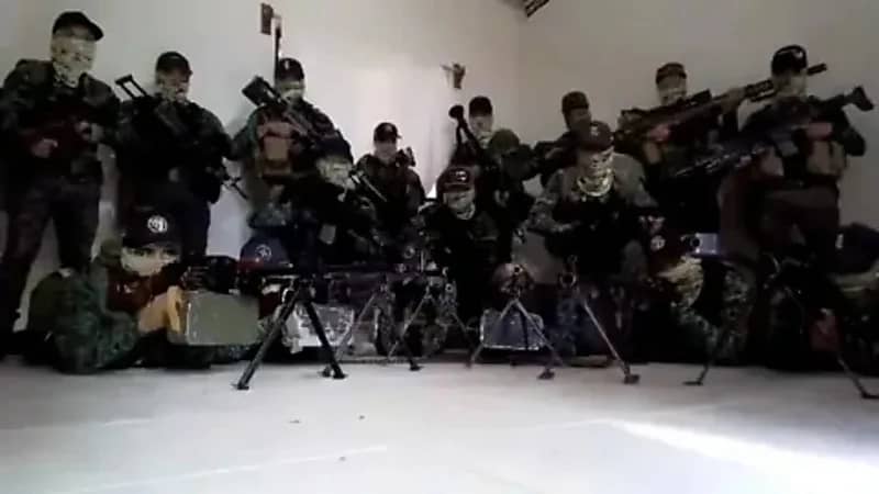 سجن 10 أفراد في كارتل مخدرات خطير