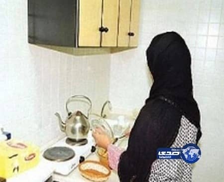 عاملة تهدد مكفولتها بالانتحار مطالبة بالسفر إلى بلدها