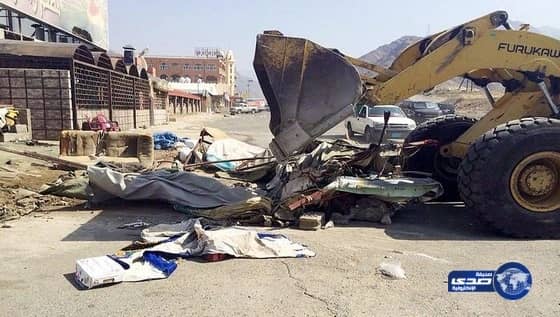 إزالة 5 بسطات ومصادرة 500 كيلو خضار بعقبة ضلع