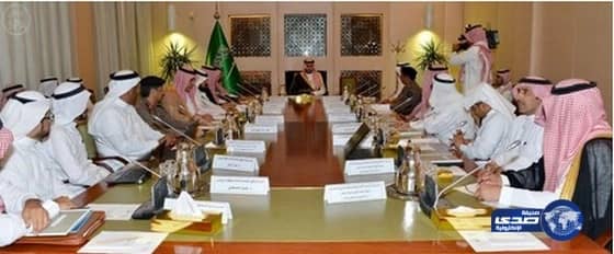 أمير الرياض يوجه المسؤولين بالتنسيق لدرء أخطار السيول