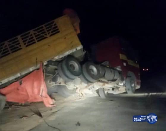 غياب الجهات الامنيه عن شاحنة كوبري الغافه واصبحت خطر يهدد حياة العابرين‎
