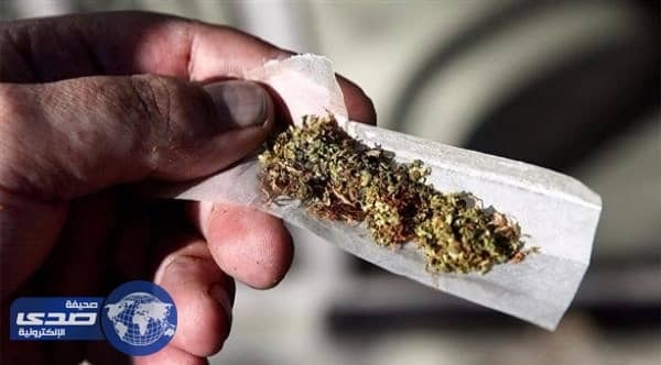 رجل يقص أنفه بسكين تحت تأثير مادة " مامبا السوداء "