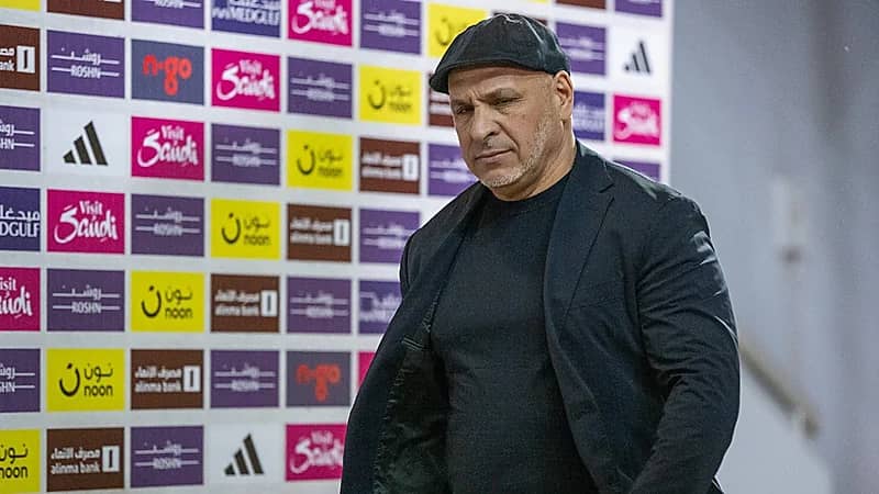 بن زكري مرشح لقيادة منتخب الإمارات