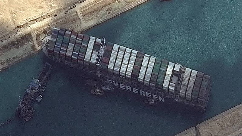 أبرز تفاصيل أزمة قناة السويس التي استشهد في بنائها 120 ألف عامل مصري