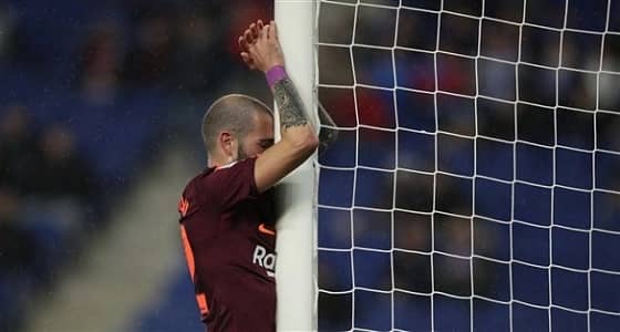 فيدال يوضح حقيقة الرحيل عن برشلونة