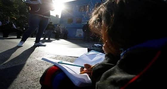 استمرارًا للقمع..نظام الملالي يمنع تدريس " الإنجليزية "