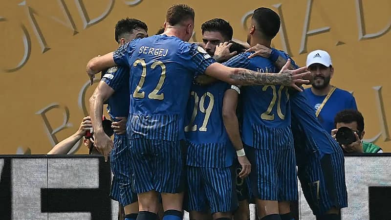 جاهزية ثلاثي الهلال لمواجهة باتشوكا