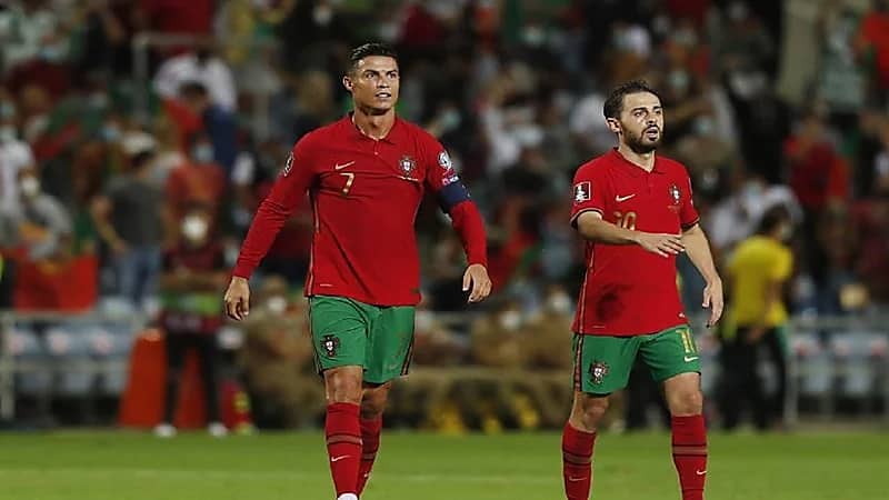 برناردو سيلفا يقترب من النصر بفضل رونالدو