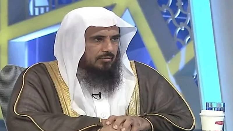 الخثلان يوضح حُكم إعطاء الشركة راتبا أفضل لموظف لينتقل إليها من شركة أخرى