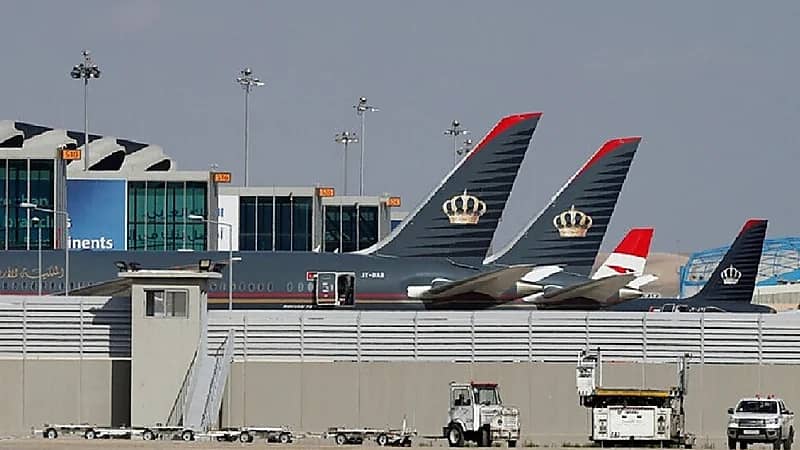 الأردن يعلق حركة الطيران مؤقتاً