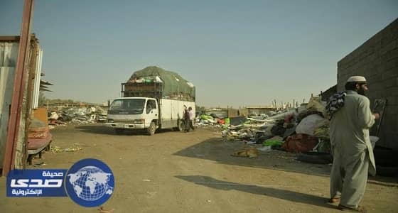بالصور.. إزالة مستودعات مخالفة تحولت لمحلات بمكة