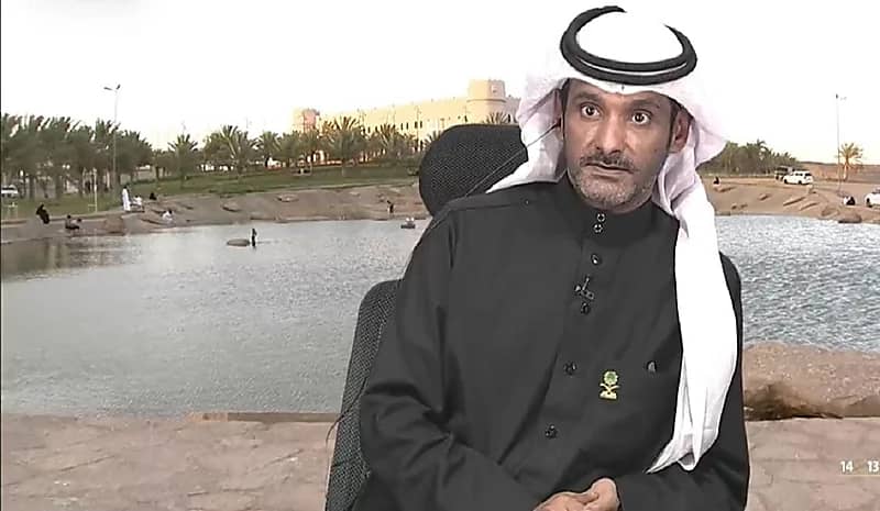 حارس مدرسة: " قلبي بغى يوقف" من مفاجأة زملائي بإهدائي سيارة (فيديو)