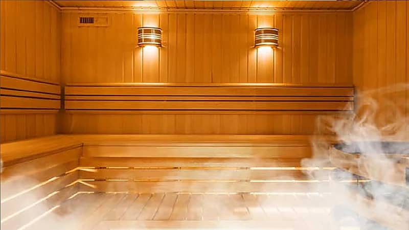 بالفيديو .. مختص : الجلوس داخل الساونا لفترات طويلة يؤدي للعقم