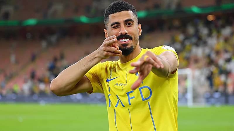 الأهلي يترقب دخول علي لاجامي الفترة الحرة للتفاوض معه