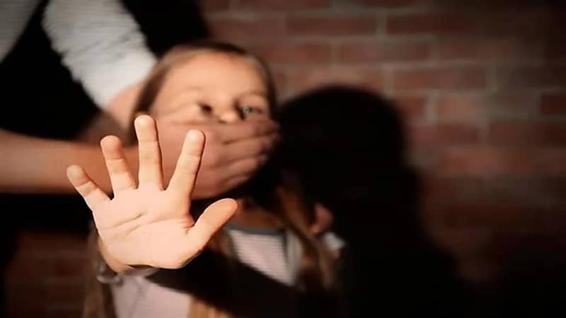 التحقيق في تعرض أطفال لاعتداءات جنسية في دولة عربية