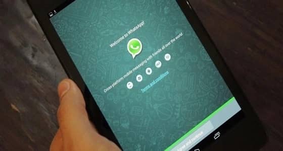 بالصور.. راقٍ ينشر محادثة مع " جني " عبر " واتساب " ويثير السخرية