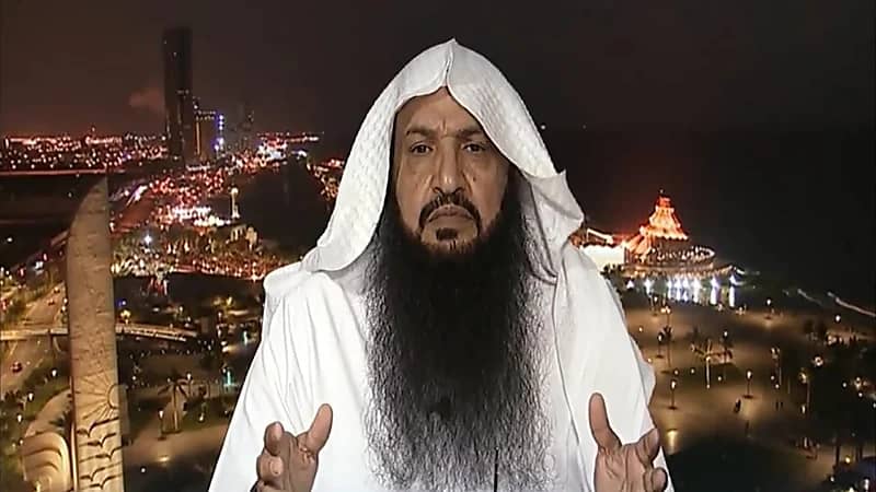 بالفيديو.. راقٍ: أكثر أسباب تلبس الجن بسبب تبرج النساء أمام بعضهن