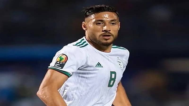 سر هروب الجزائري "بلايلي" من الأهلي 